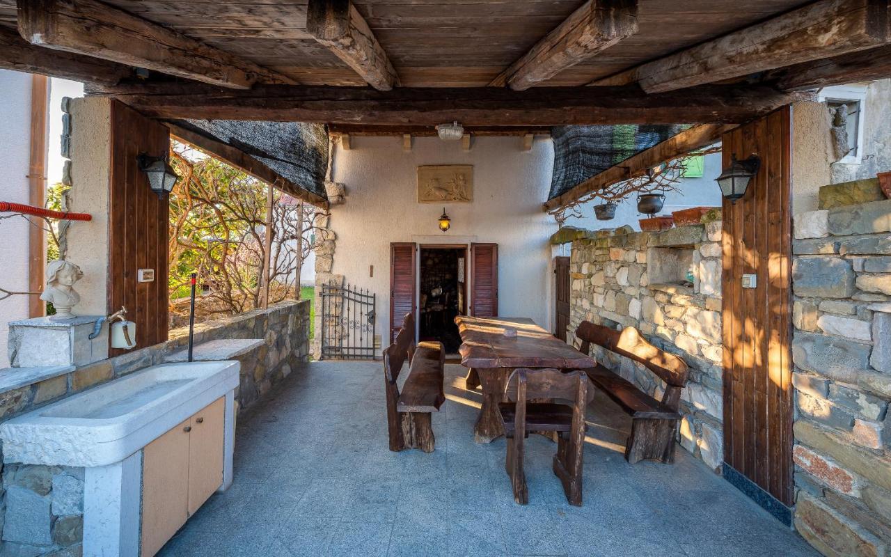 Holiday Home Mia&Emi Sovinjak エクステリア 写真